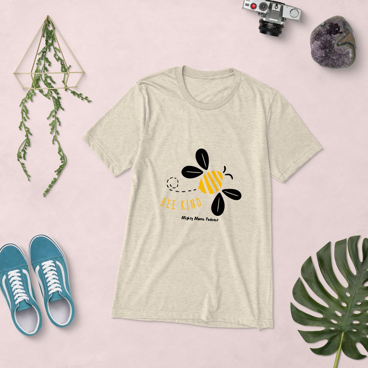 MM Bee Kind Short sleeve t-shirt